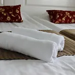 فندق Golden Dome 4*