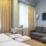 Golden Dome 4*
