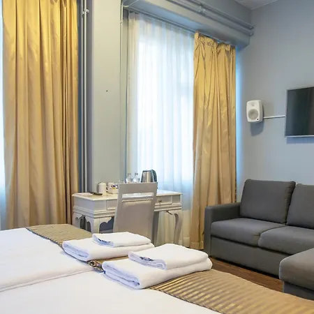 Golden Dome Hotel 4*