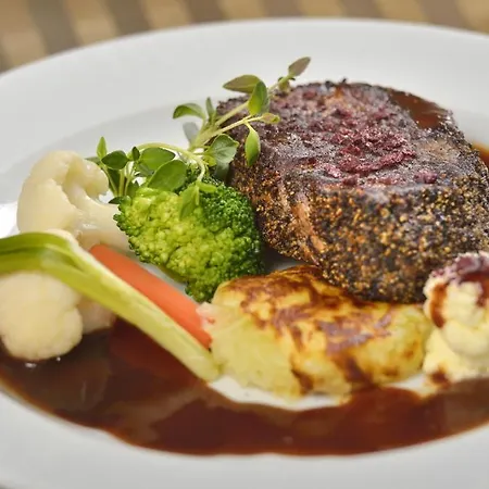 Ξενοδοχείο Golden Dome Ίισαλμι